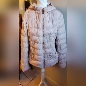 Women's Hooded Puffer Jacket - Light Pink